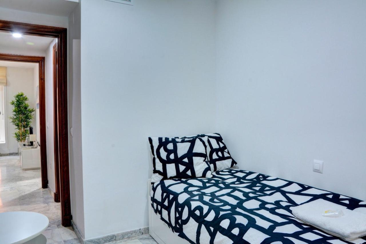 דירות סביליה Residencial Torres מראה חיצוני תמונה